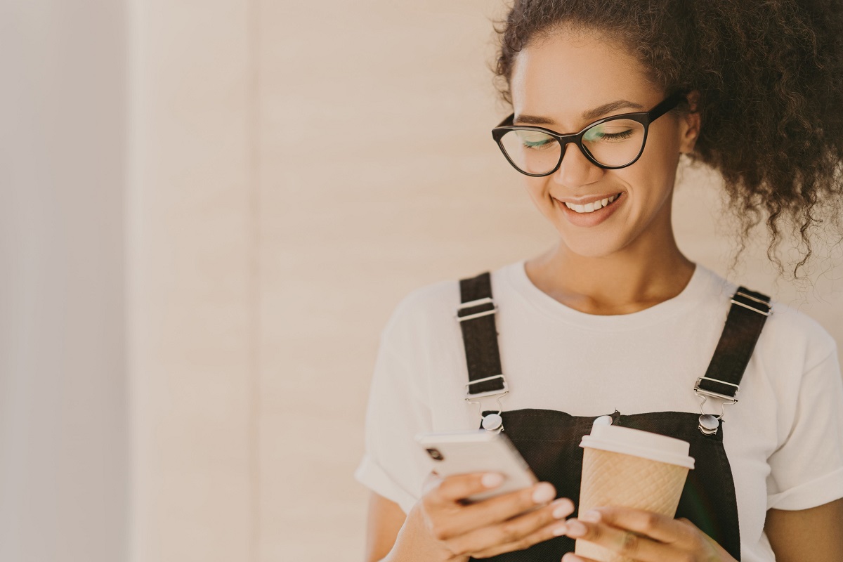 Apuesta a las emociones generando contenido gráfico para redes sociales
